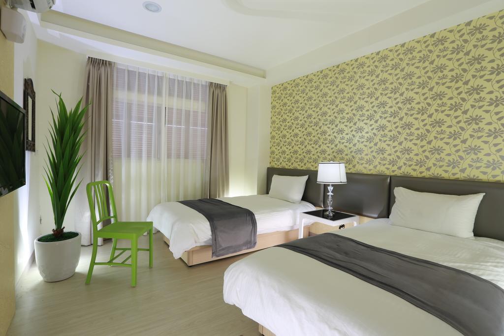 Guo Chen Hotel Луодонг Екстериор снимка